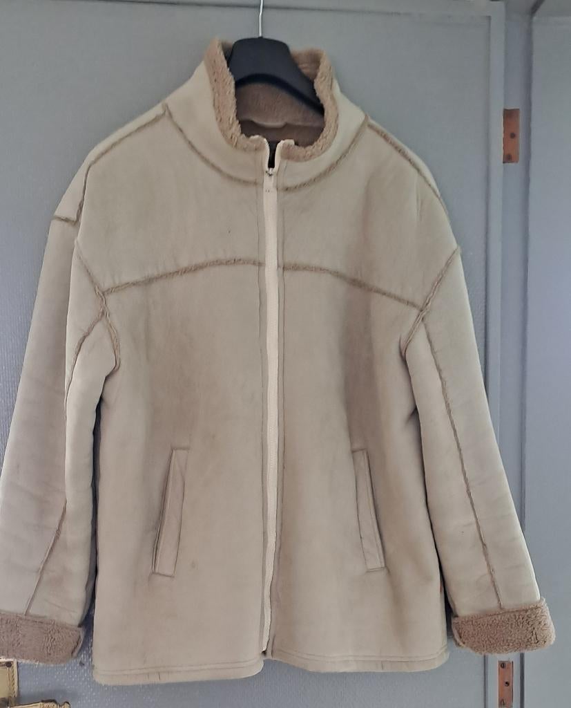 Winterjas, Kleding | Dames, Ophalen, Zo goed als nieuw, Maat 46/48 (XL) of groter, Beige