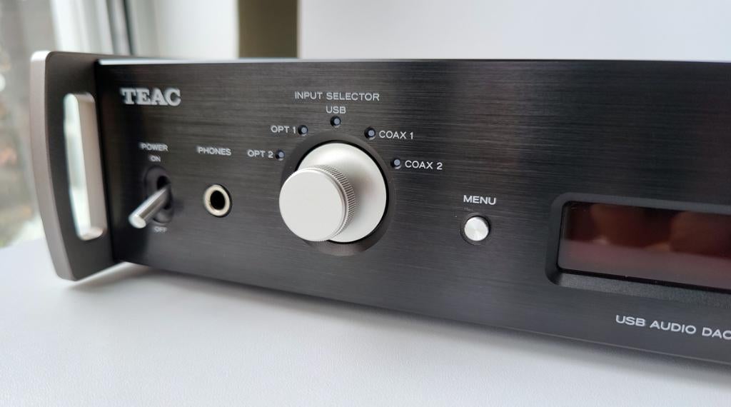TEAC converter DAC headphone versterker, top toestand!, Ophalen, Zo goed als nieuw