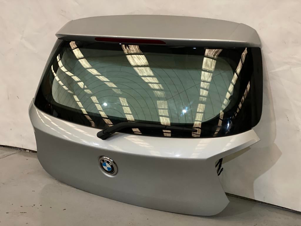 HAYON ARRIÈRE BMW serie 1 F20 F21, Arrière, Haillon arrière, Enlèvement, Utilisé