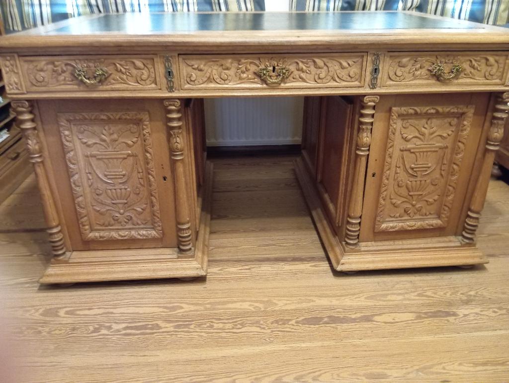 Bureau ancien biface, Enlèvement, Utilisé