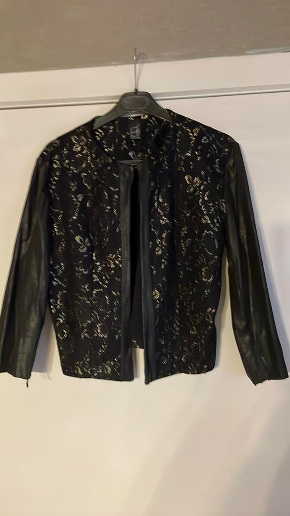 Miss miss zwart jasje met goud large, Kleding | Dames, Ophalen of Verzenden, Zo goed als nieuw