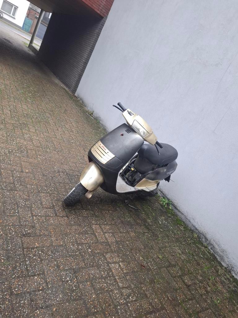 Skipper 125cc zonder 123, Enlèvement