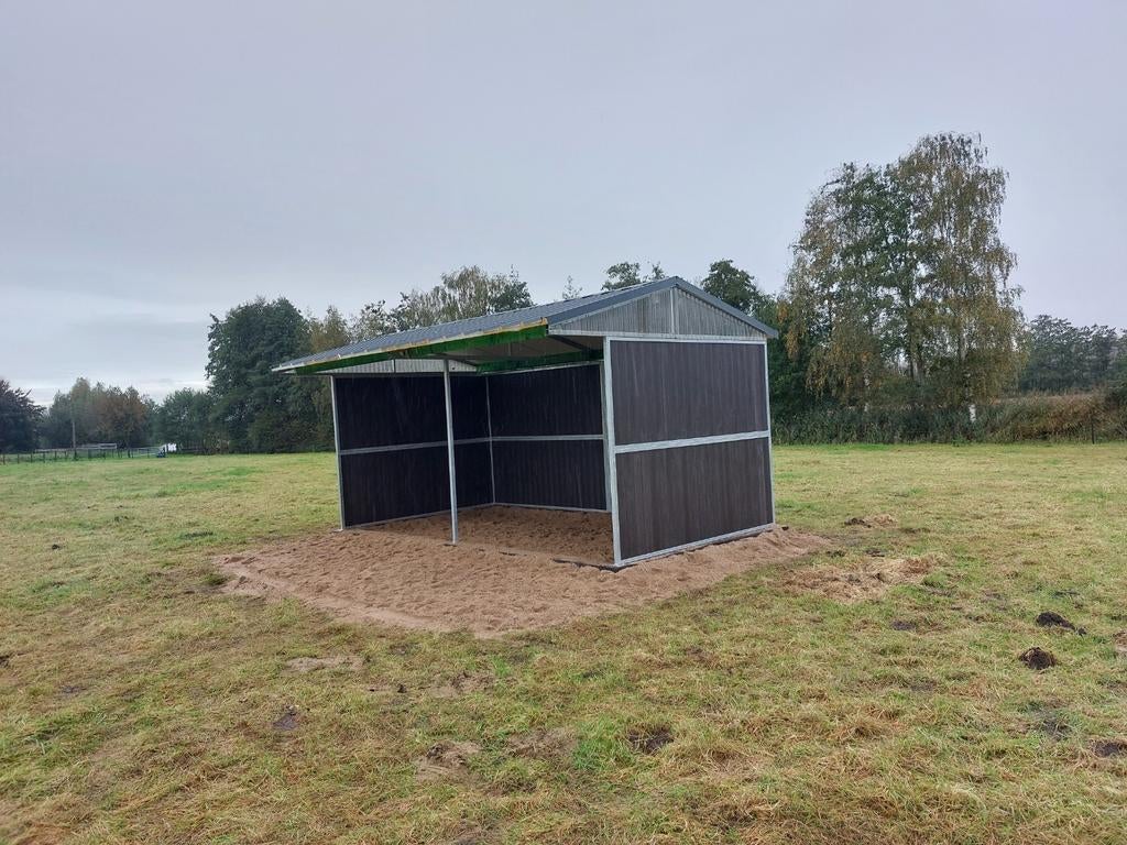 Degelijke  Schuilstal buitenstallen weidestal, Dieren en Toebehoren, Stalling en Weidegang
