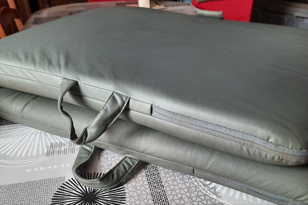 Matelas de massages ACUPAD, Sports & Fitness, Produits de massage, Enlèvement, Utilisé