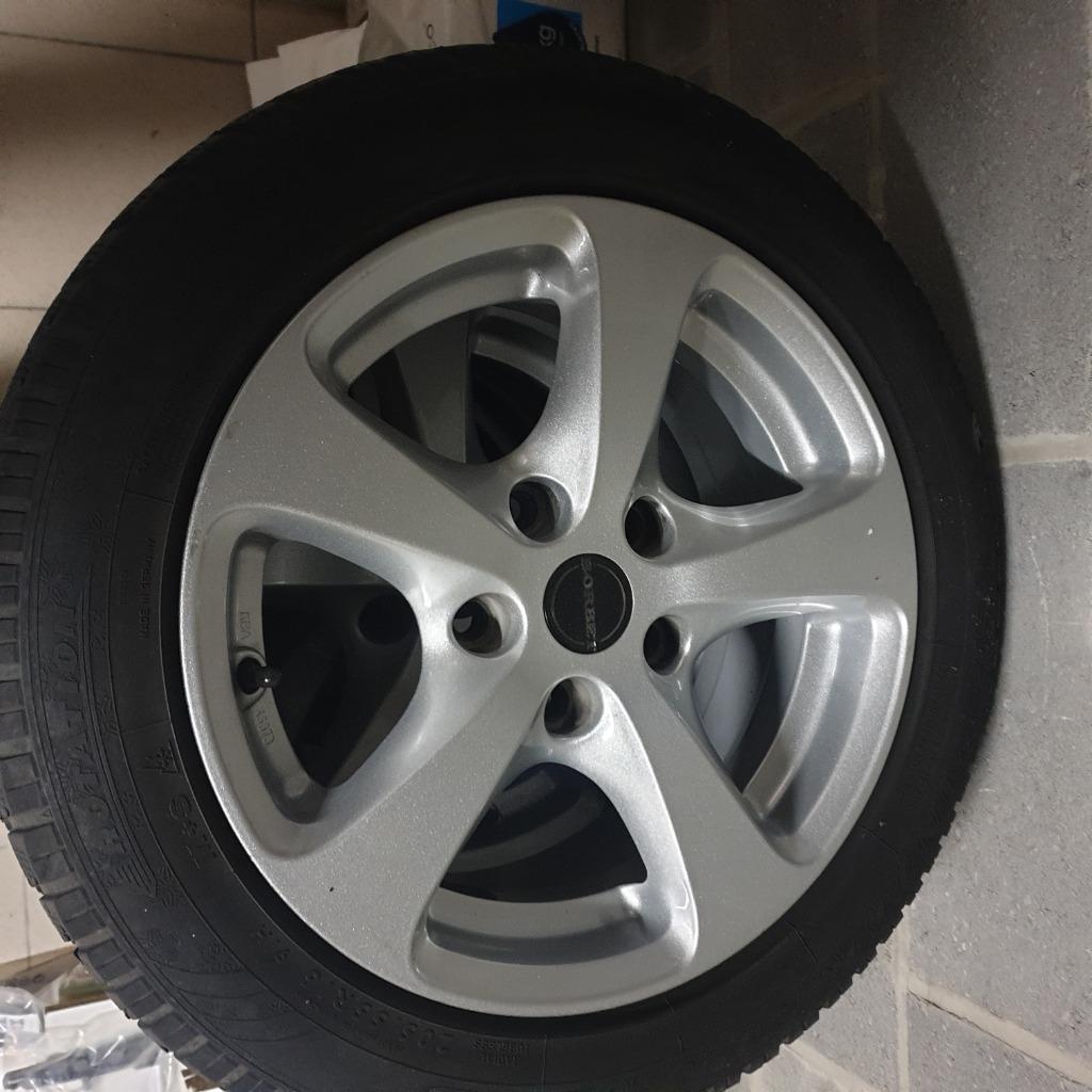 Borbet velgen met winterbanden 205 55 16., Auto-onderdelen, Ophalen, Gebruikt, Velg(en), 16 inch