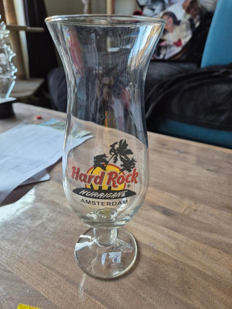 Glas hard rock café Amsterdam, Verzamelen, Verzenden