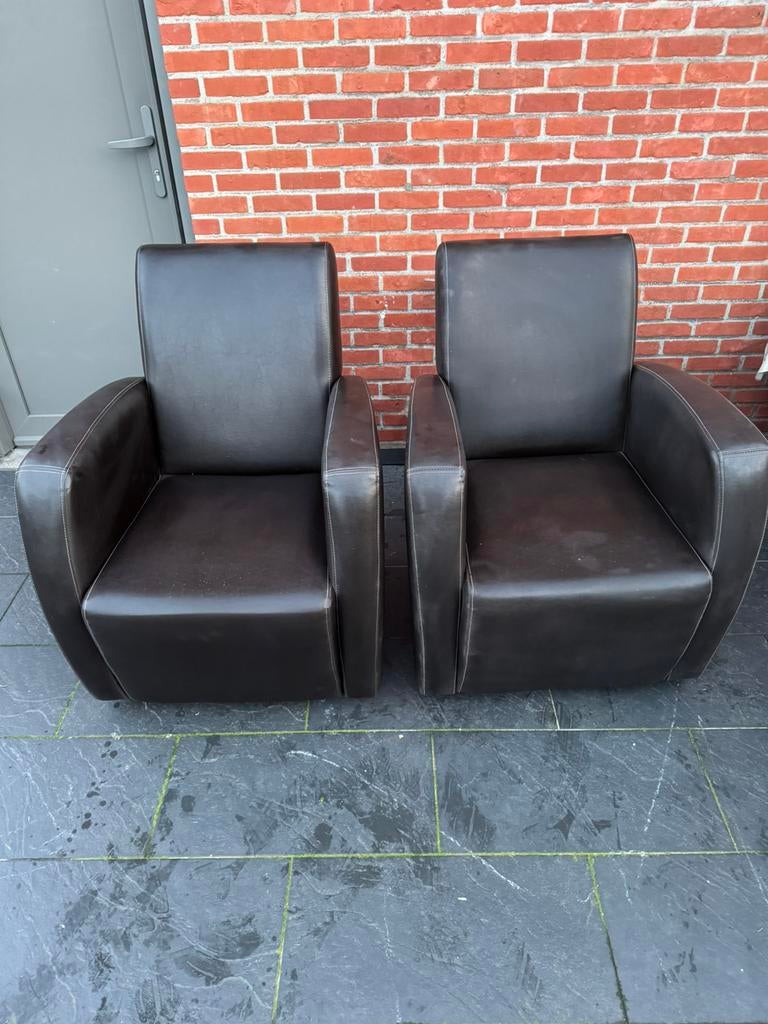 Deux sièges en cuir à roulettes, Enlèvement, Comme neuf