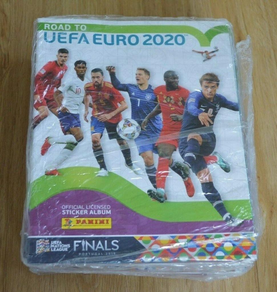 Panini volledig leeg voetbal sticker album road to uefa 2020, Ophalen of Verzenden, Sticker