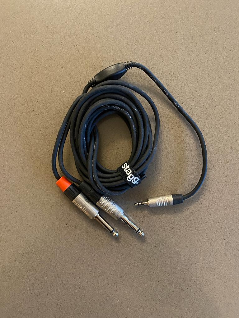 Câble Audio Stagg 2m - Mini Jack Stéréo vers 2x Jack Mono, Enlèvement ou Envoi, Utilisé, 2 à 5 mètres, Autres câbles