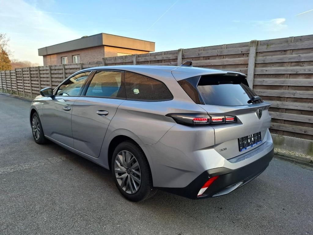 Peugeot 308 SW PureTech 130 Active Pack !NIEUWSTAAT!, Autos, Argent ou Gris, Achat, Ordinateur de bord, Euro 6