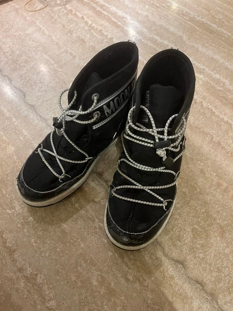 Moon boots maat 33, Ophalen, Gebruikt, Jongen of Meisje, Laarzen
