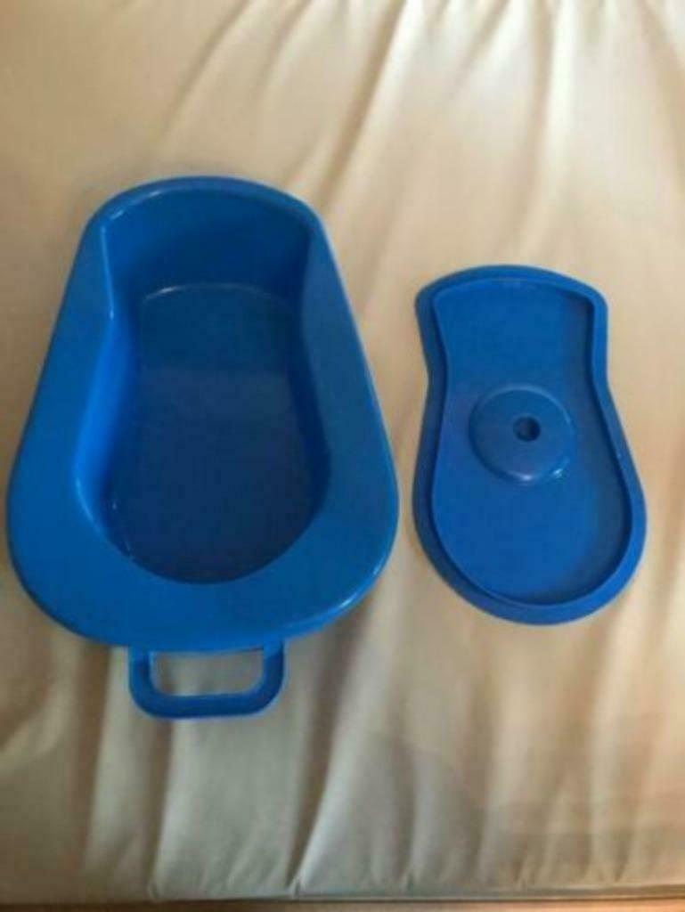 Bedpan, Diversen, Ophalen