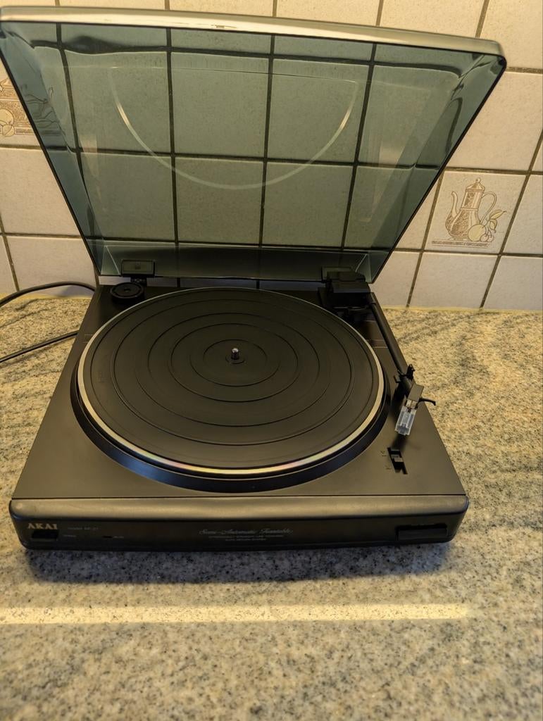 AKAI AP-27 SEMI-AUTOMATIQUE, TV, Hi-fi & Vidéo, Tourne-disques, Enlèvement ou Envoi, Tourne-disque, Akai