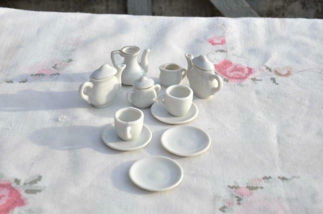 partie de dinette de poupée en porcelaine, Antiquités & Art, Enlèvement ou Envoi