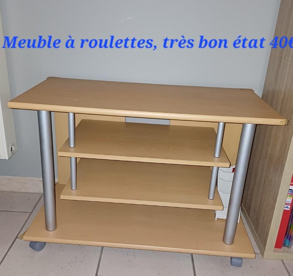Meuble à roulettes pour tv excellent état, Enlèvement, Comme neuf