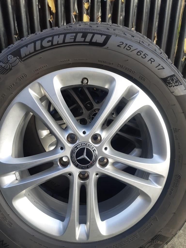 Winterbanden op velgen Mercedes., Auto-onderdelen, Ophalen, Velg(en), 17 inch, Winterbanden