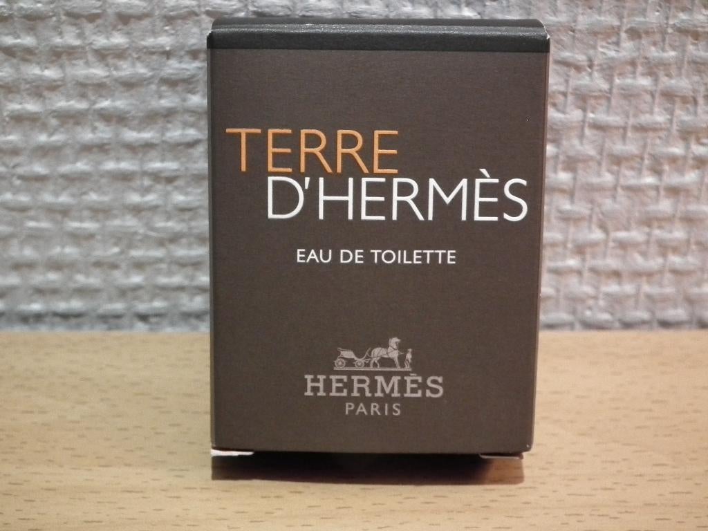 Terre D'Hermès. Eau de toilette 5 ml (Hermès), Verzamelen, Verzenden, Nieuw, Miniatuur, Gevuld