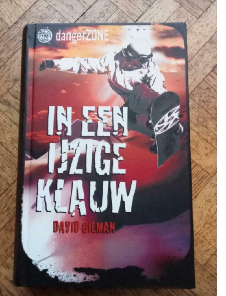 David Gilman: In een ijzige klauw, Ophalen of Verzenden, Gelezen
