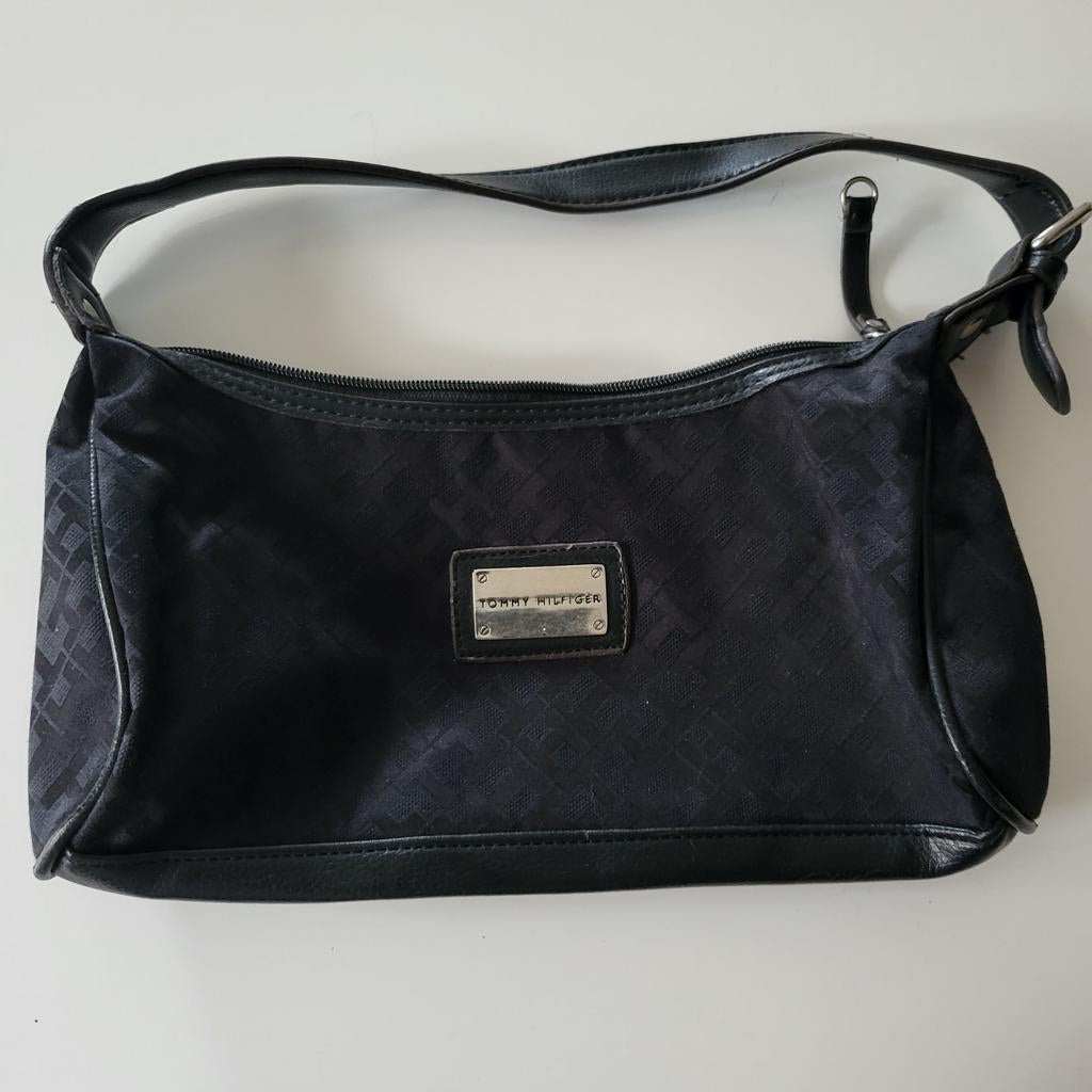 Handtas Tommy Hilfiger, Ophalen, Zo goed als nieuw, Zwart, Handtas