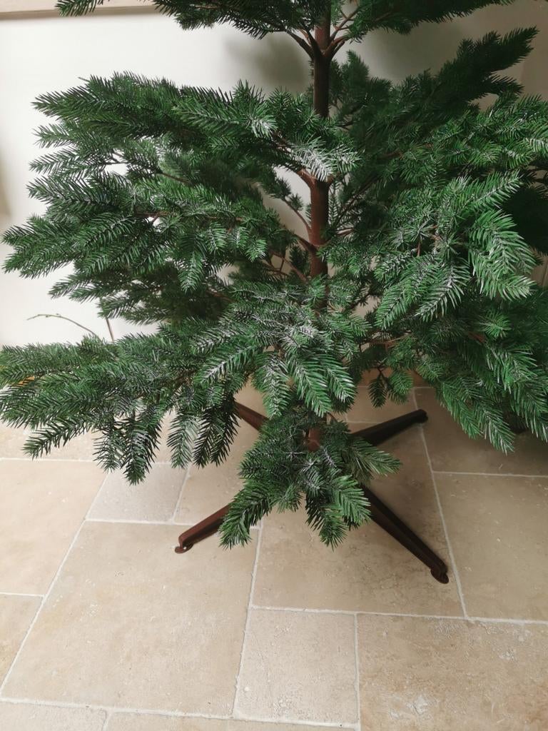 Sapin de Noël artistique, Divers, Enlèvement, Utilisé