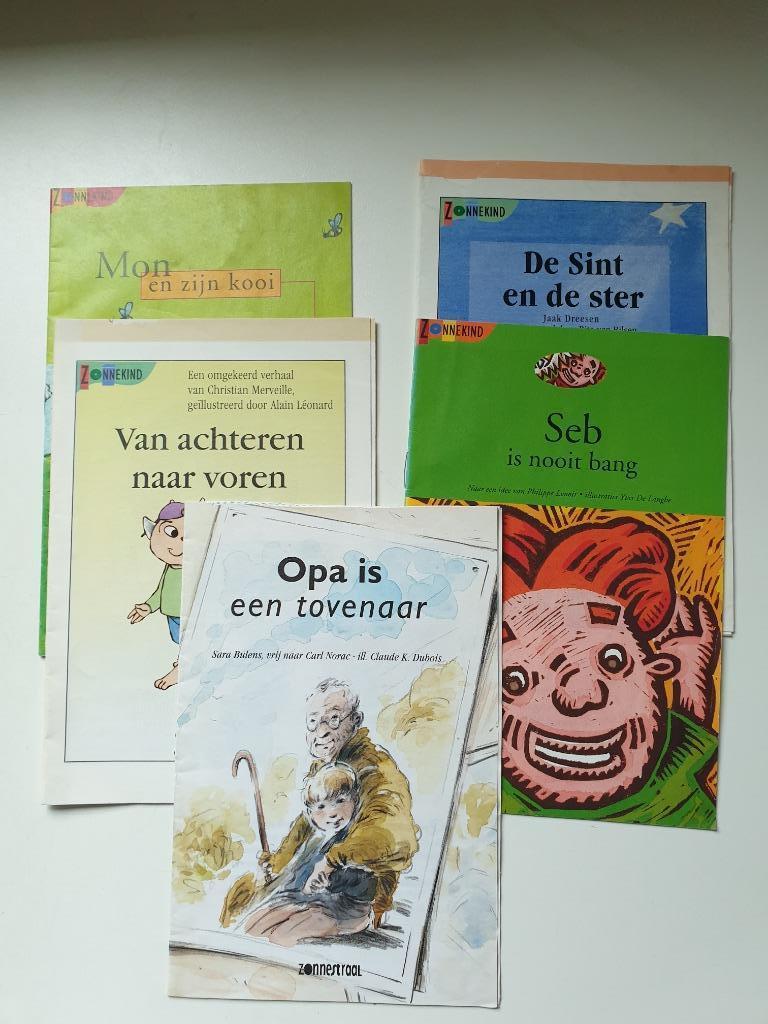 5 vintage kleine magazines  Zonnekind Zonnestraal, Ophalen of Verzenden, Gelezen