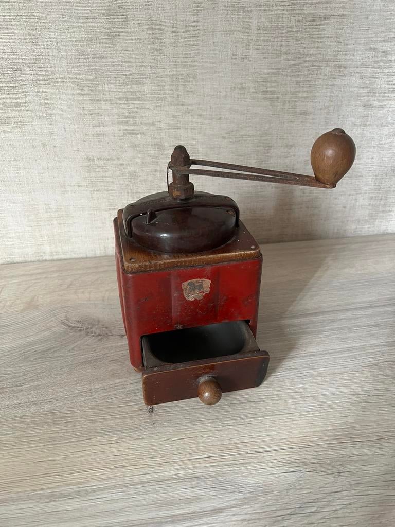 Authentieke Peugeot Frères koffiemolen in hout en metaal, Ophalen