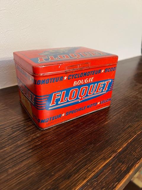 Floquet Bougies, lege blikken doos rood., Verzamelen, Blikken, Ophalen
