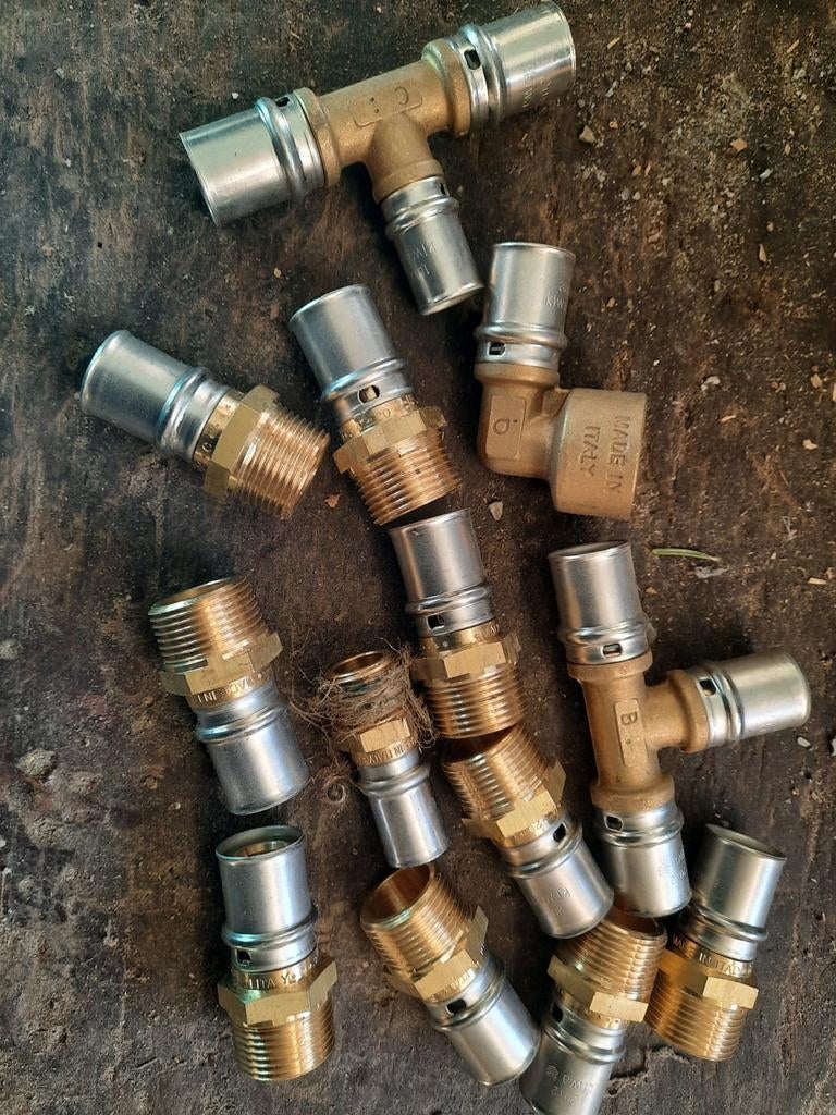 Perskoppelingen alpex 20mm en 16mm, Doe-het-zelf en Bouw, Ophalen