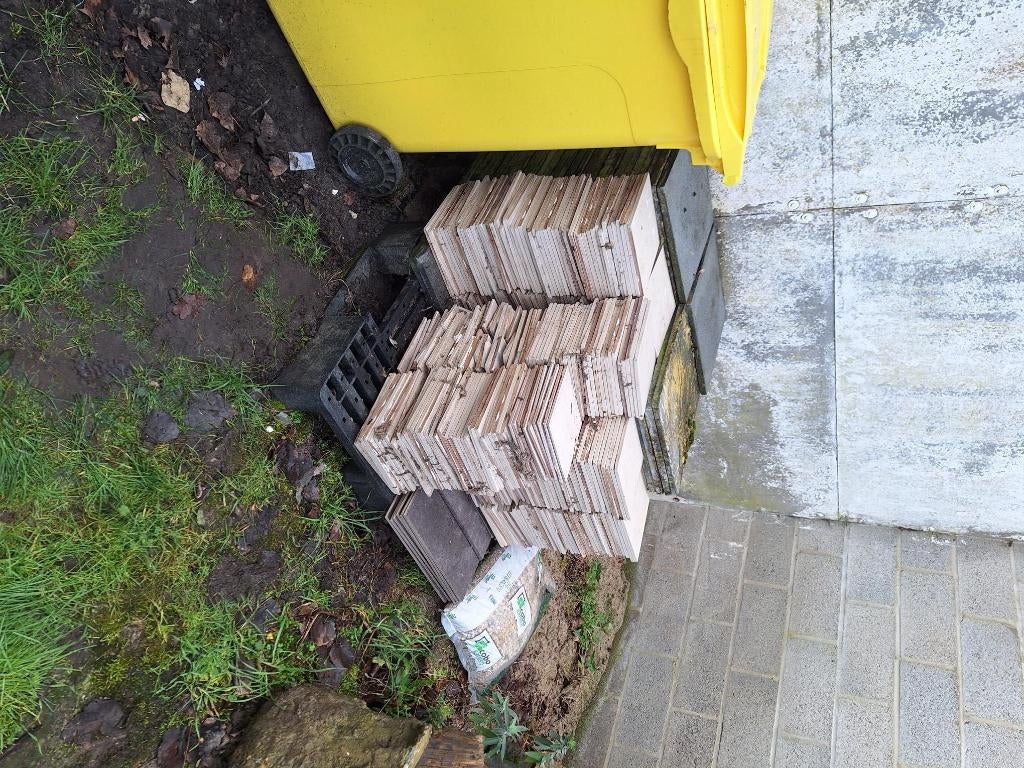 Tegels natuursteen en keramiek, Ophalen, Gebruikt, Overige materialen, Vloertegels