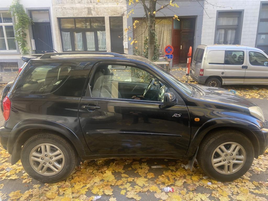 toyota rav 4, Auto's, 4 cilinders, Zwart, Elektrische ramen, Bedrijf