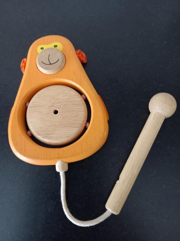 houten speelgoed I'm Toy Monkey Drum, Enlèvement ou Envoi, Comme neuf