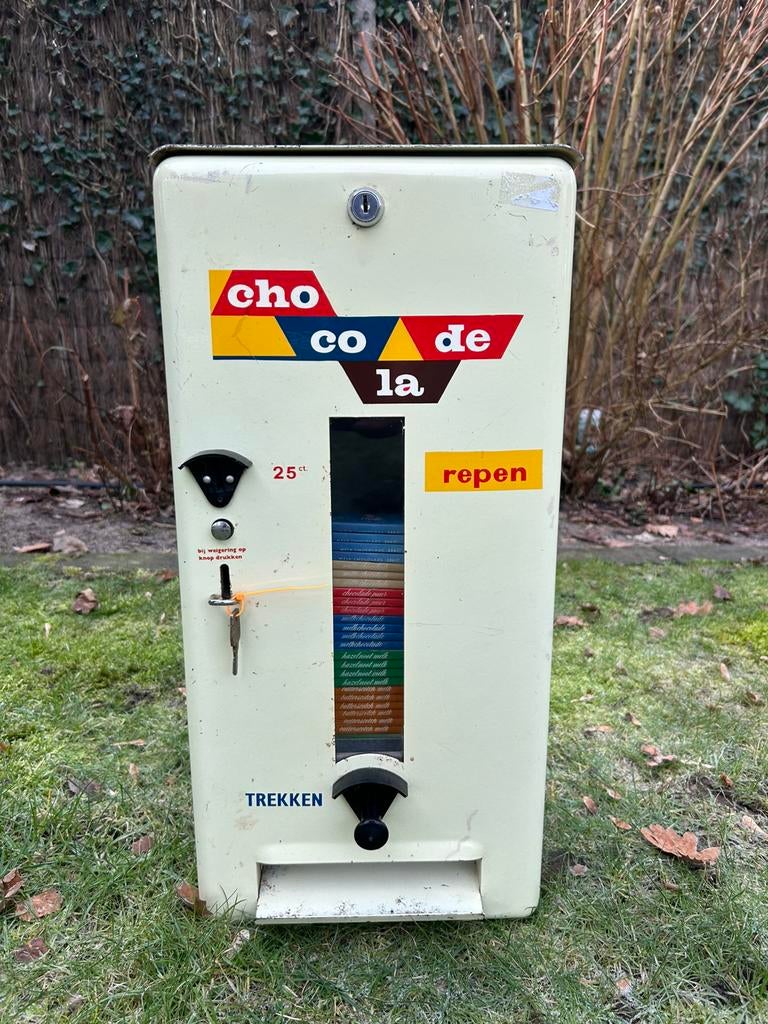 Unieke oude chocola automaat, Ophalen of Verzenden, Zo goed als nieuw
