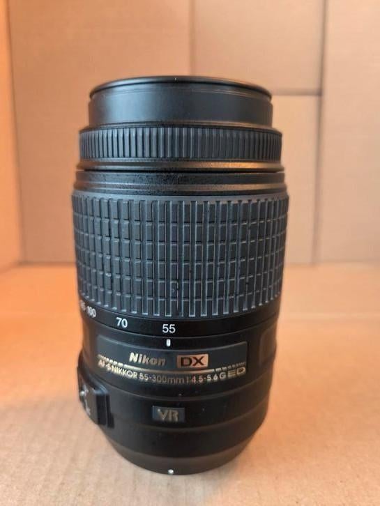 Objectif Nikon DX AF-S Nikkor 55-300 mm 1:3,5-5,6G ED - VR, Enlèvement, Comme neuf