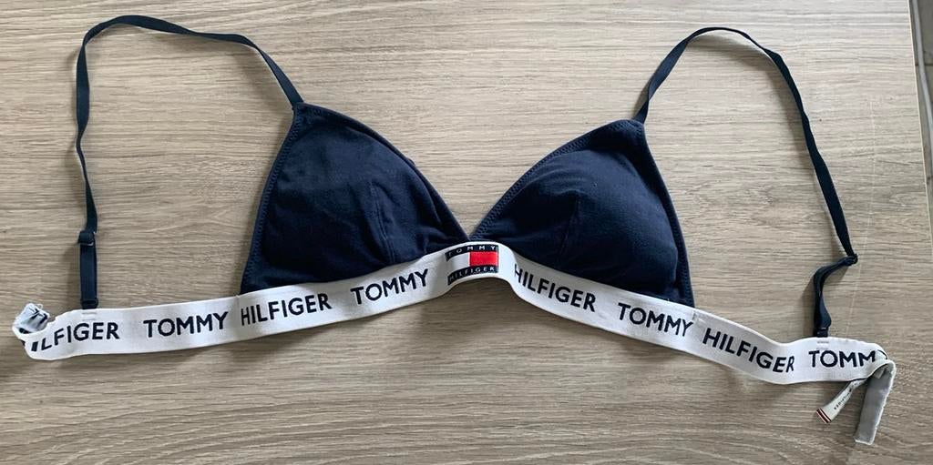 Tommy hilfiger eerste bh’tje maat small, Tommy Hilfiger, Utilisé, Fille, Enlèvement