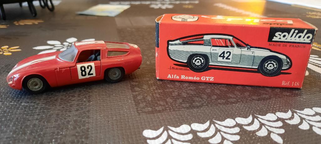Solido 148 Alfa Romeo GTZ 1:43, Hobby en Vrije tijd, Ophalen of Verzenden, Zo goed als nieuw, Auto, Solido