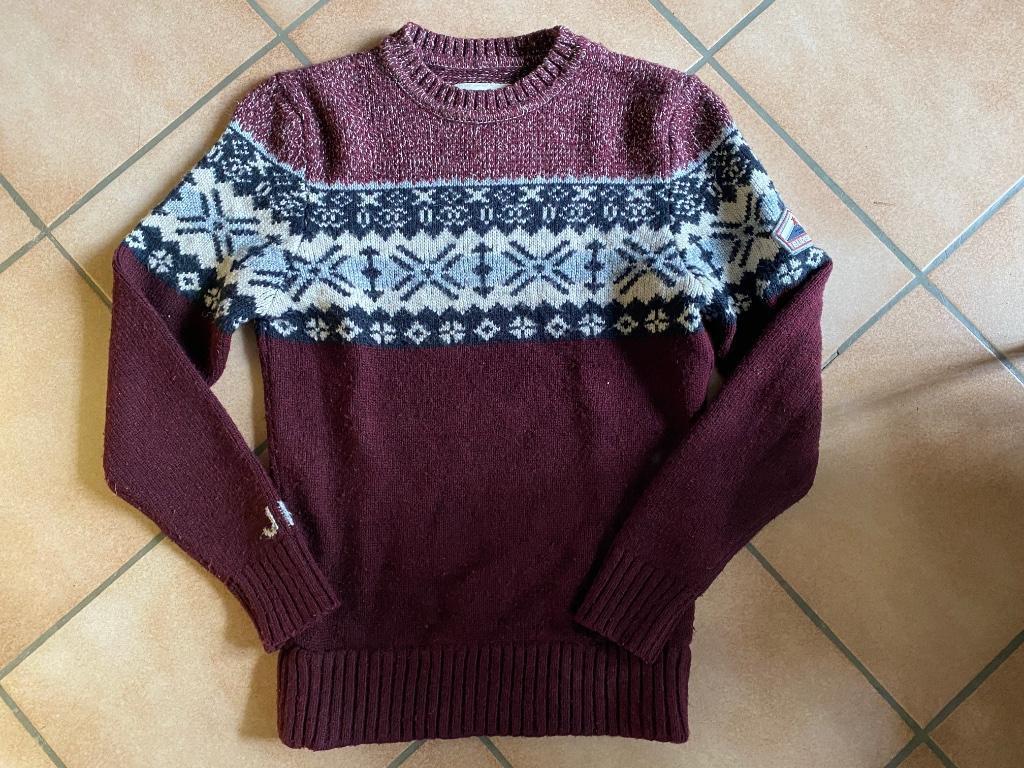 Superdry pull S bordeaux motifs beige bleu TB état, Superdry, Autres couleurs, Taille 36 (S), Porté