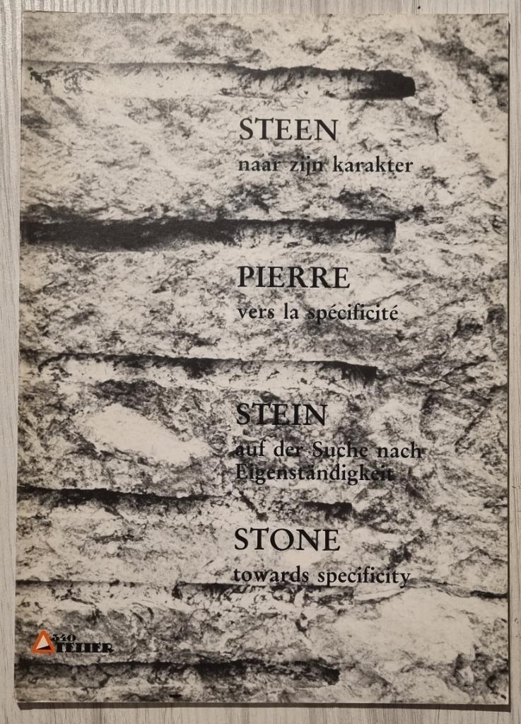 Steen - Pierre - Stein - Stone / naar zijn karakter - vers l, Majewski Wodek, Beeldhouwkunst, Ophalen of Verzenden, Zo goed als nieuw