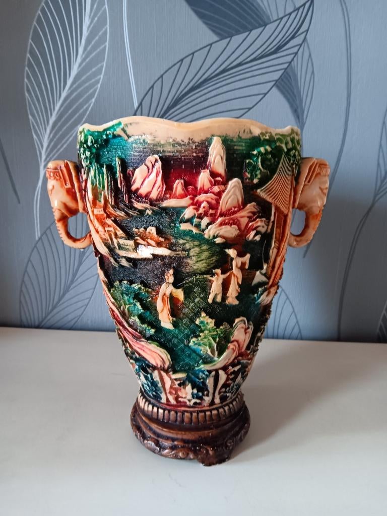 Vintage chinese stijl gesneden harsvaas, Ophalen of Verzenden