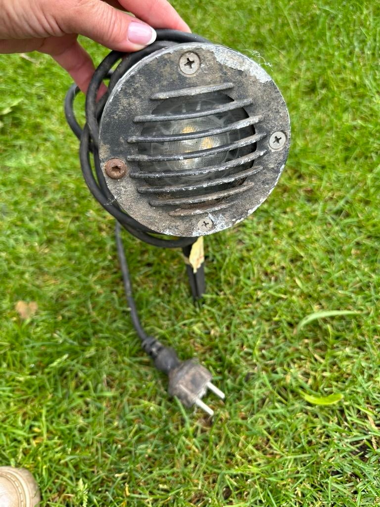 Buiten grond spot met stekker en grondpin, Ophalen, Gebruikt
