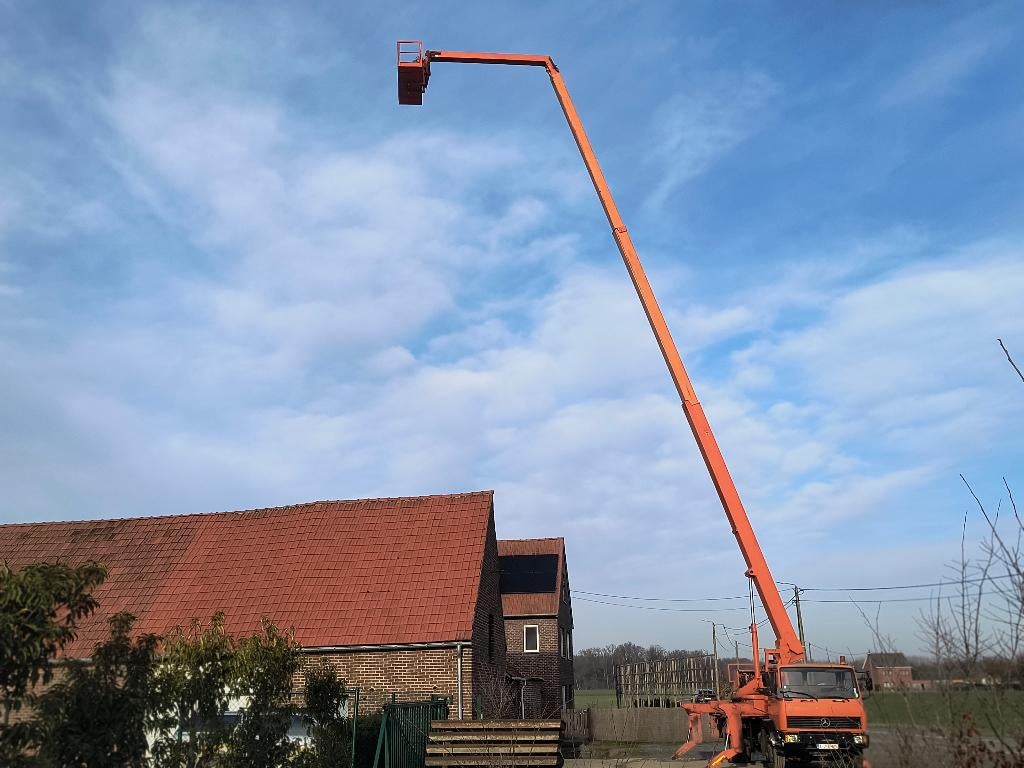 hoogwerker hoogtewerker 30m mercedes, Enlèvement