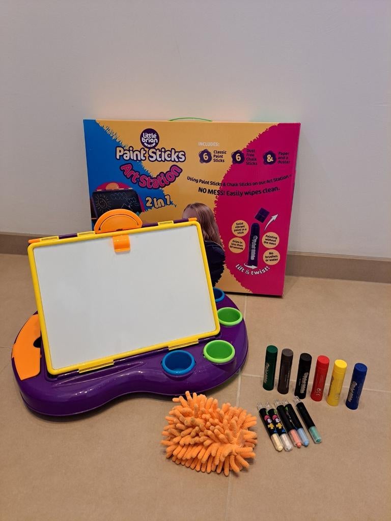 Paint Sticks Art Station, tekenbord krijt/paintsticks, Ophalen of Verzenden, Zo goed als nieuw, Knutselen