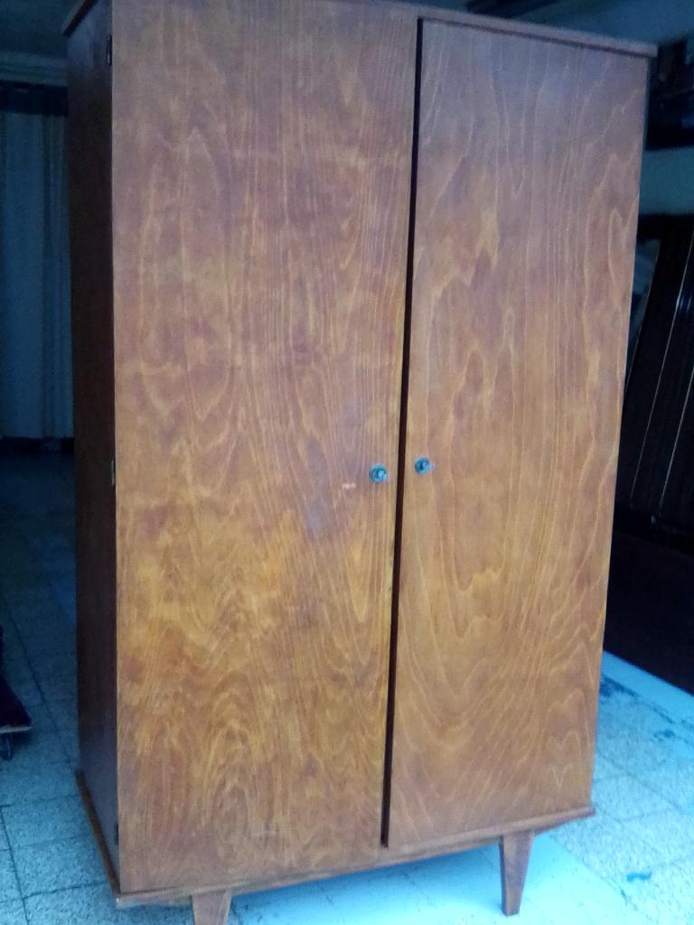 Penderie 2 portes, Avec tablette(s), 100 à 150 cm, 50 à 75 cm, 150 à 200 cm