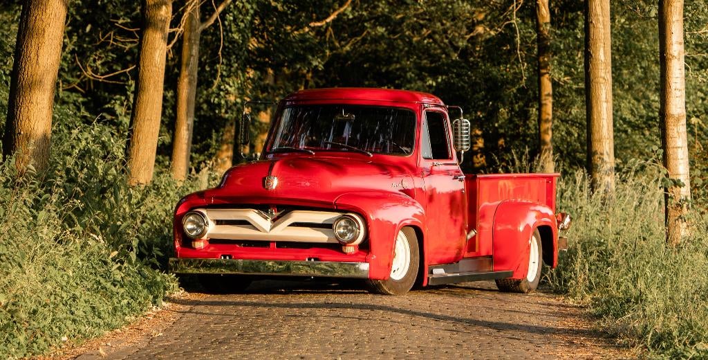 1955 Ford F-350, Auto's, Ford, Bedrijf, Te koop, Overige modellen, LPG, SUV of Terreinwagen, 2 deurs, Automaat, Rood, Zwart, Kunstmatig leder