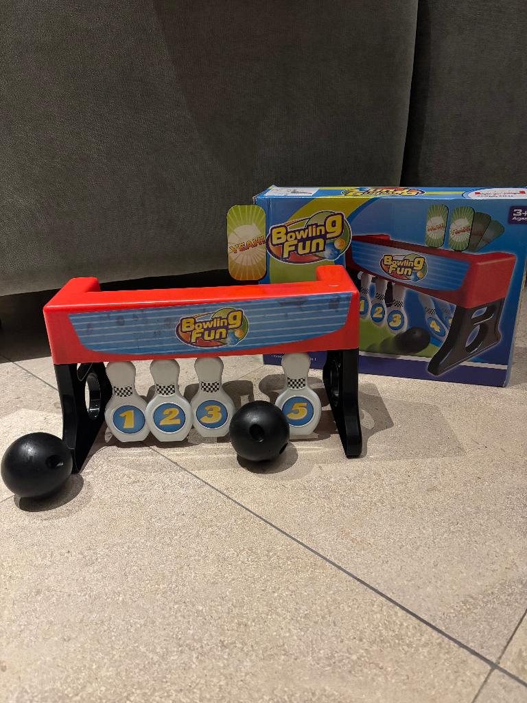 Jeu de bowling 2 en 1, Trois ou quatre joueurs, Enlèvement ou Envoi, Utilisé