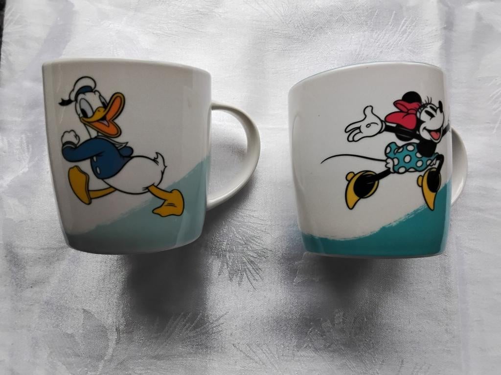 2 Tasses collection Mickey " neuves ", Collections, Enlèvement ou Envoi, Neuf