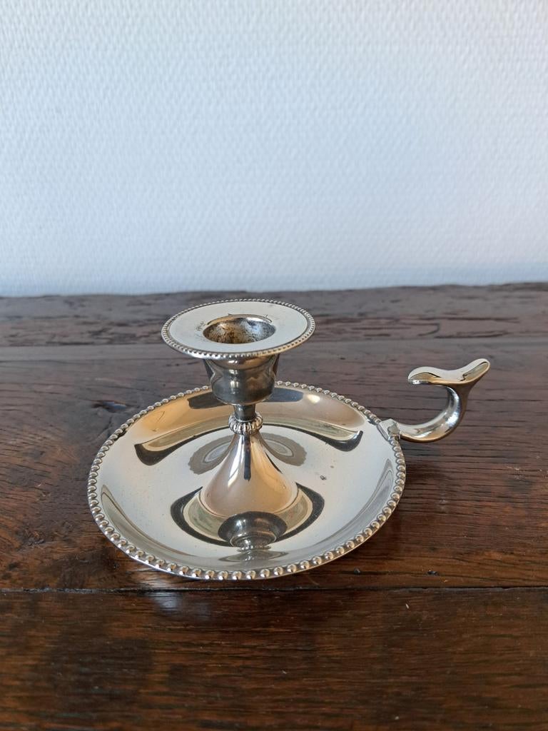 Chandelier en argent, Enlèvement, Argent