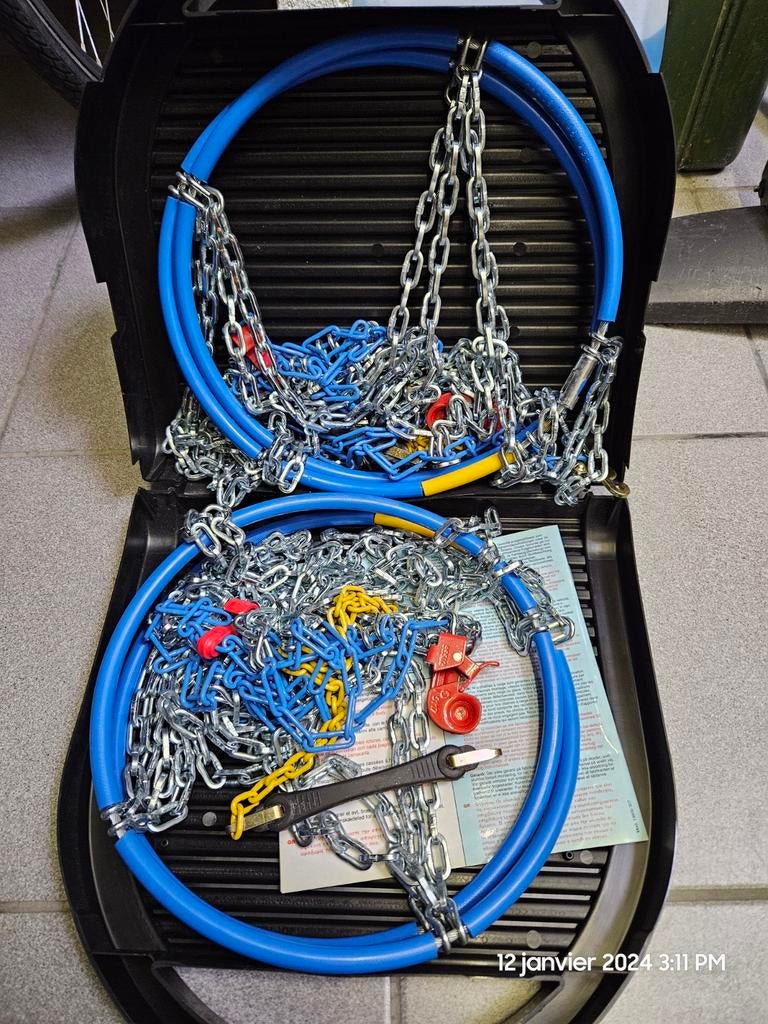 Nieuwe sneeuwketting RUD 2001182 0082 voor 195/65-15, Ophalen of Verzenden, Zo goed als nieuw