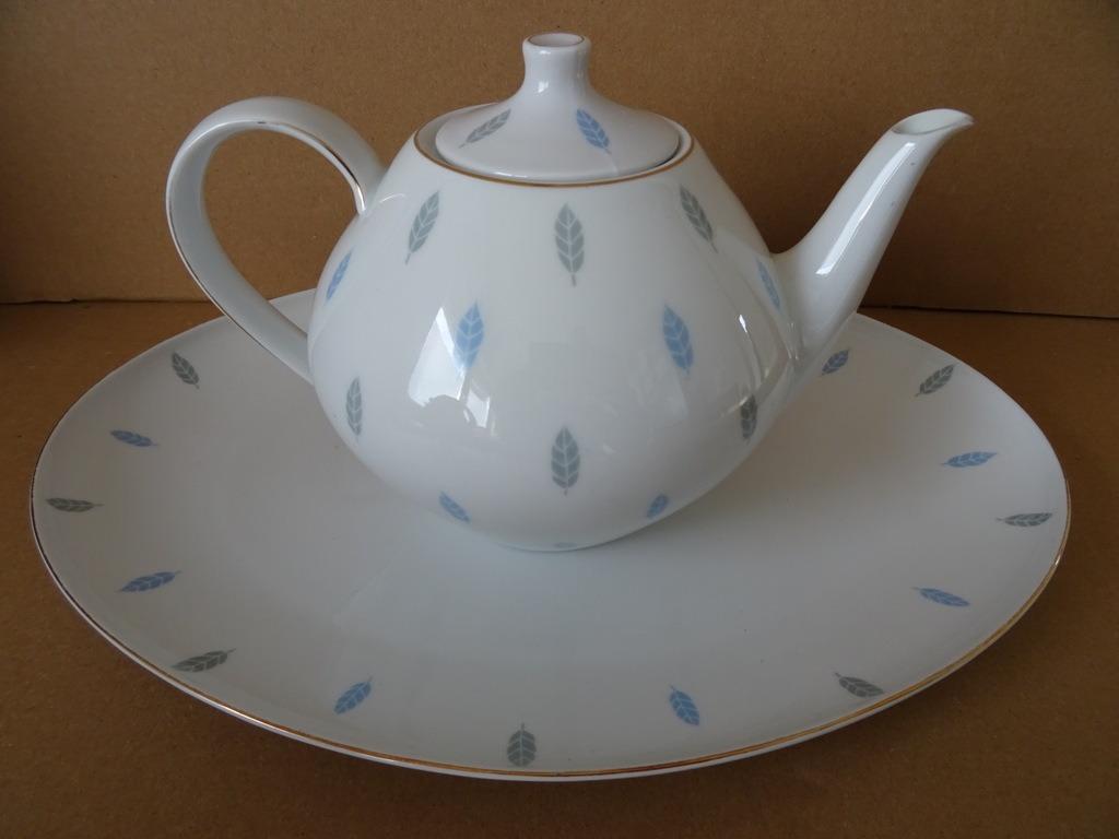 Theepot vintage theepot Schonwald theepot + schaal porselein, Huis en Inrichting, Keuken | Servies, Overige typen, Ophalen of Verzenden