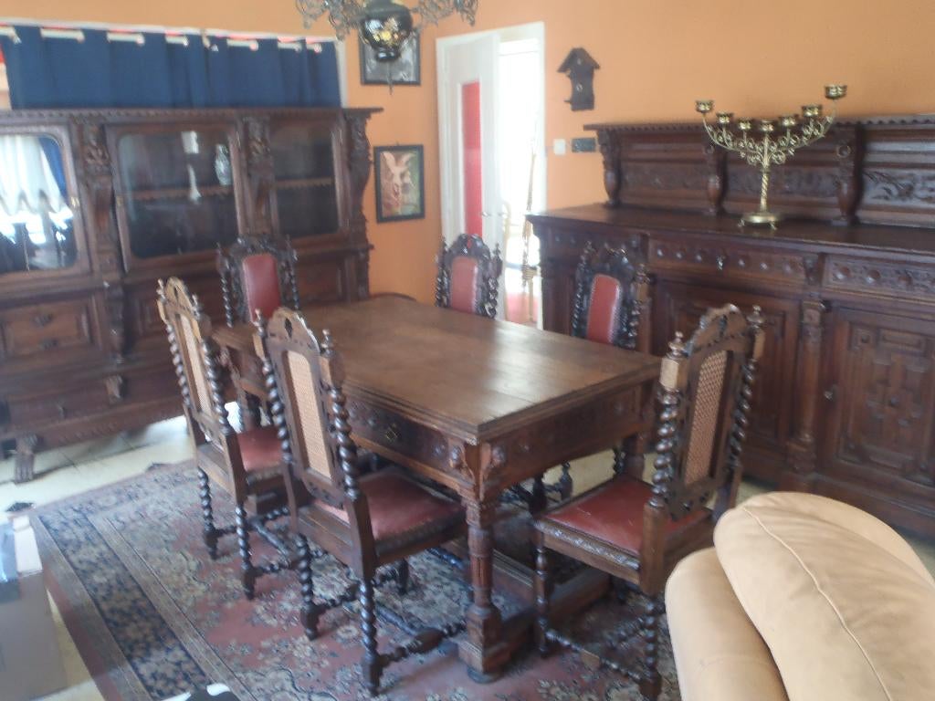 Franse Eetkamer in Eik, Ophalen