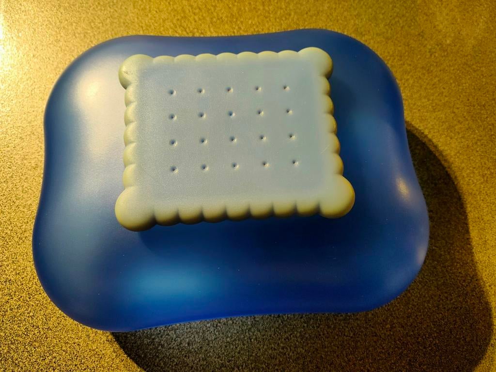 Alessi koekendoos blauw, Ophalen